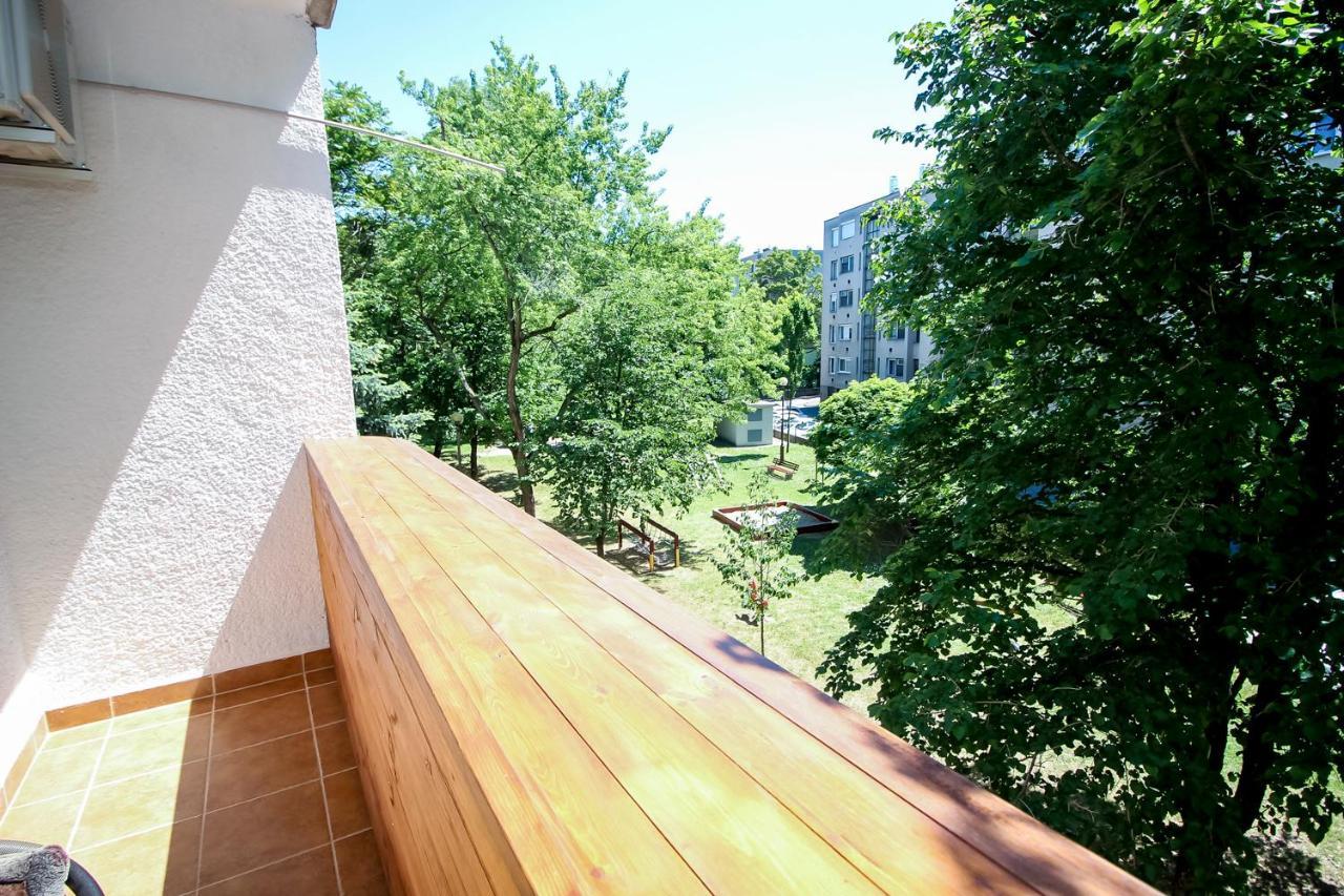 Helios Apartman Szeged Apartamento Exterior foto
